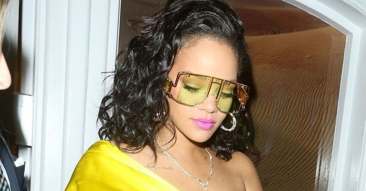 Rihanna'nın stil dosyası