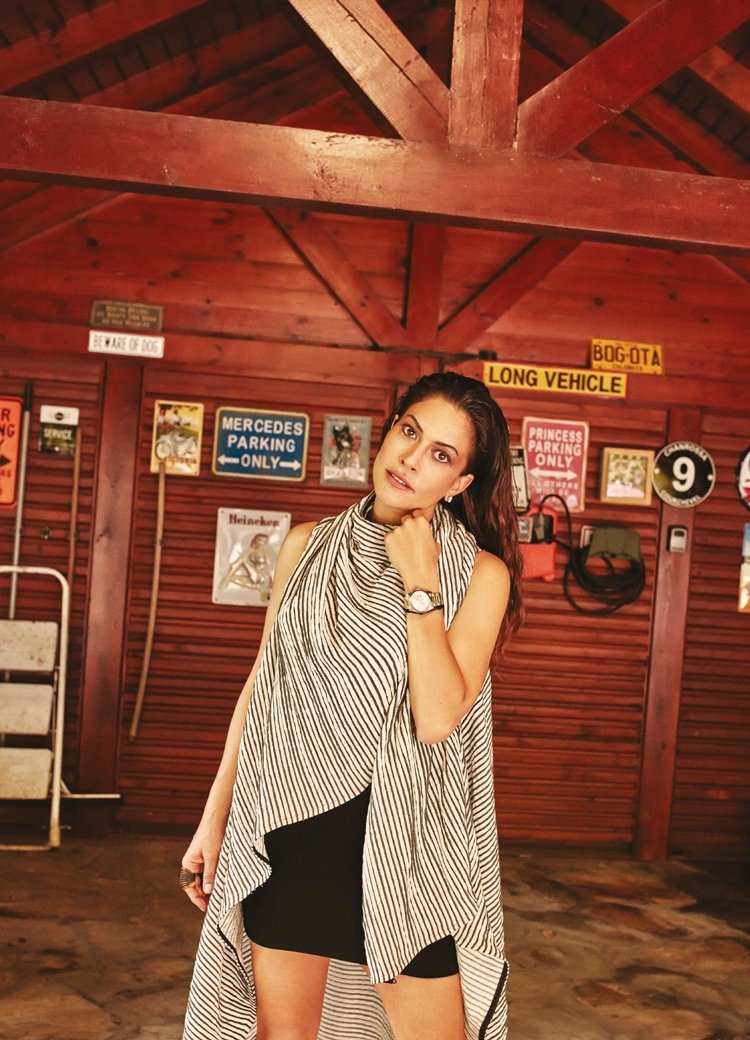 Sinem Babacan tasarladı, Ebru Kohen giydi