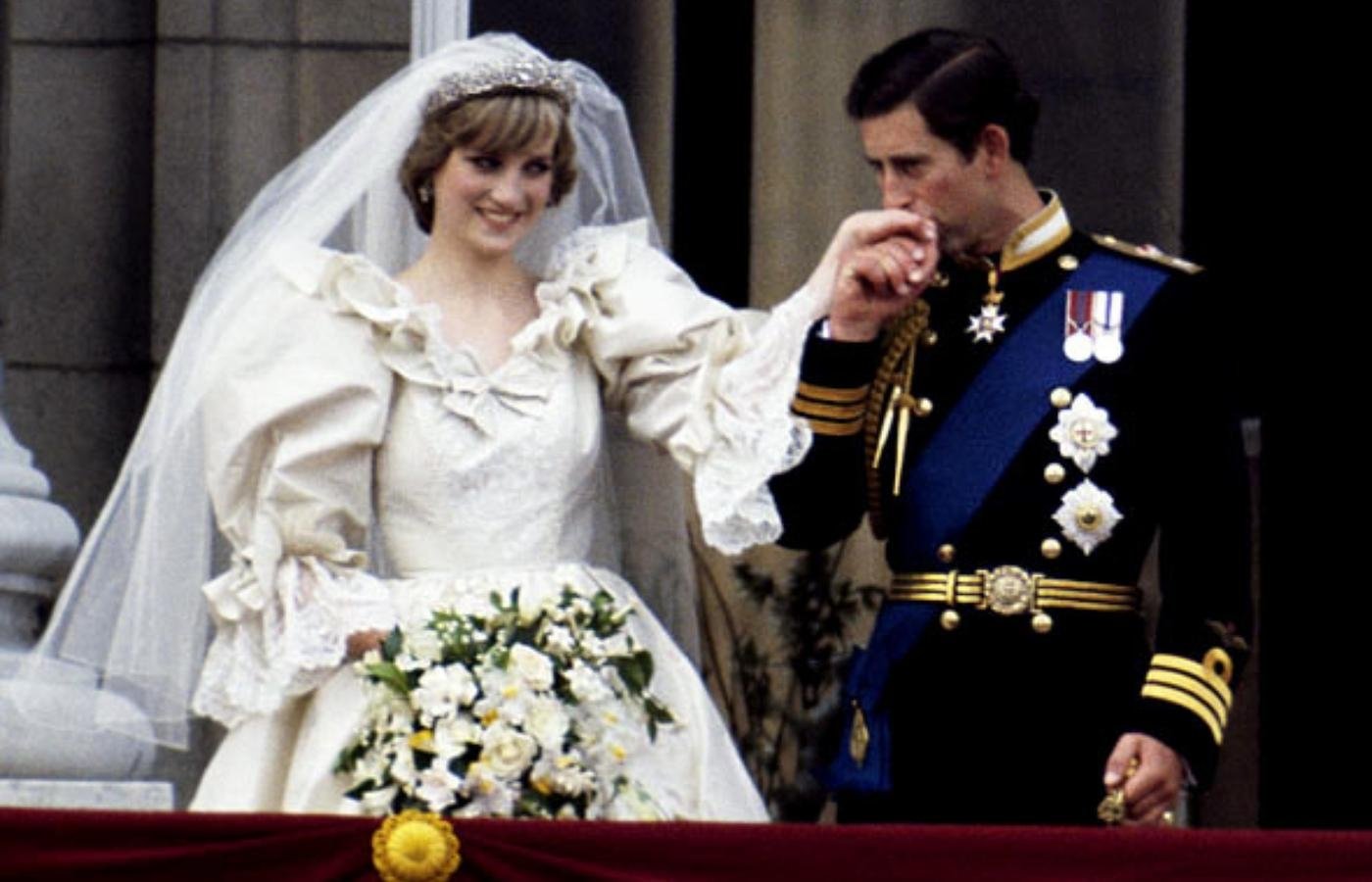 Prenses Diana'dan evlilik teklifine karşılık gülme krizi
