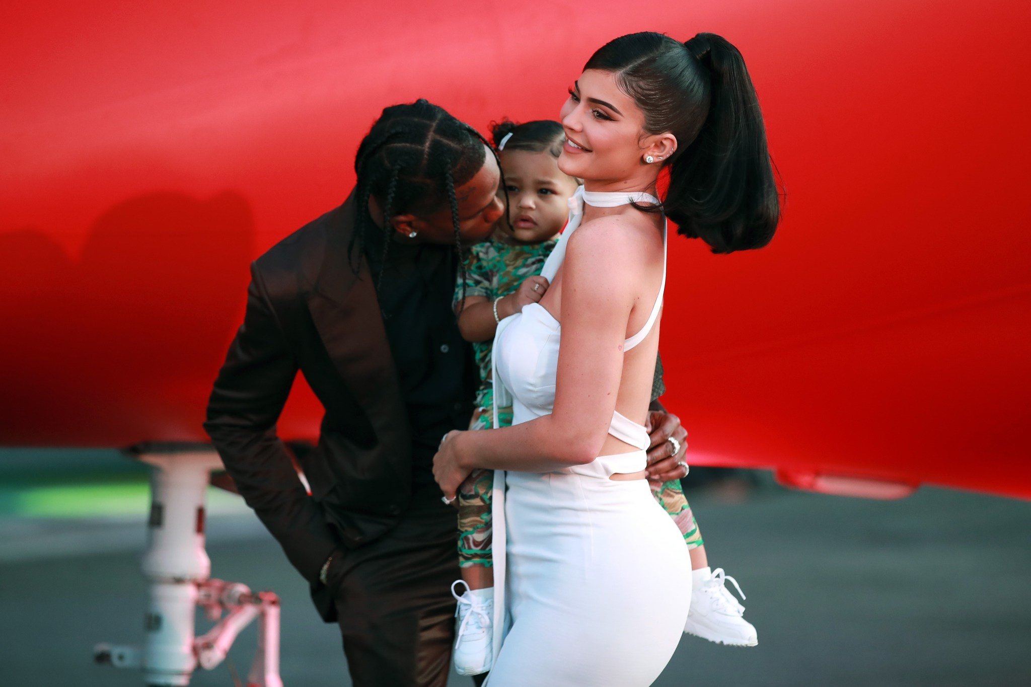 Travis Scott belgeseli kırmızı halısında: Kylie Jenner ve Stormi