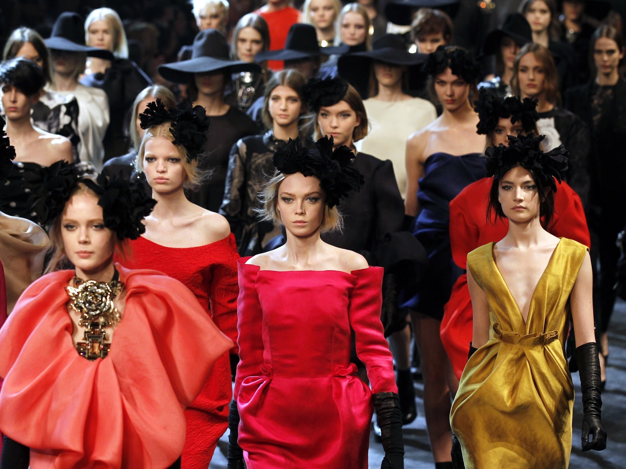 Alber Elbaz geri dönüyor