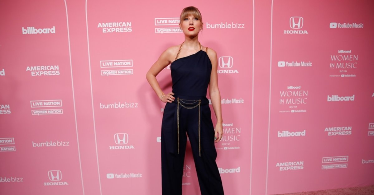 Taylor Swift "On Yılın Kadını" ödülüyle taçlandırıldı