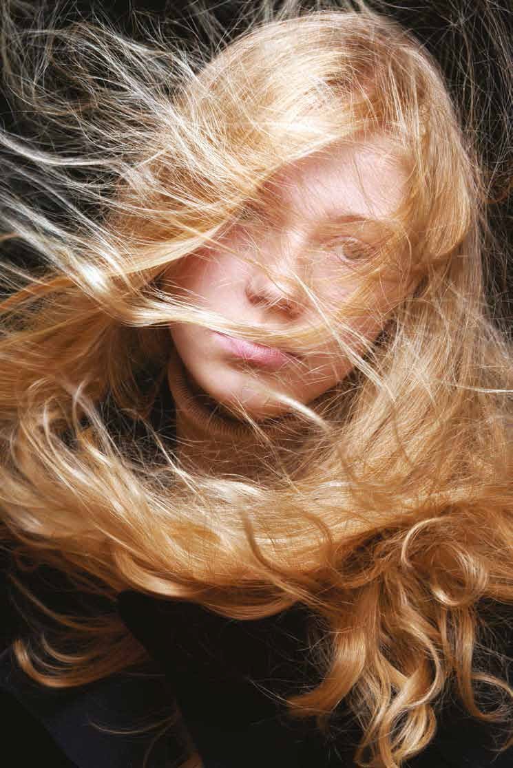 Sarı saçlar herkese göre mi?