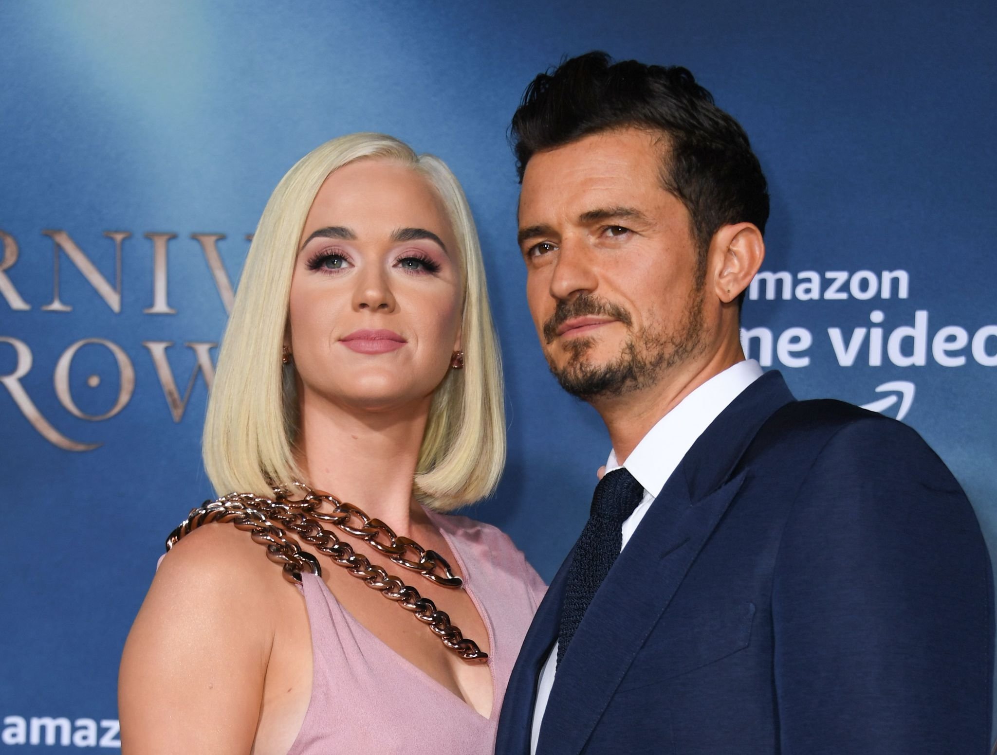 Katy Perry ve Orlando Bloom corona virüs nedeniyle düğünü erteledi