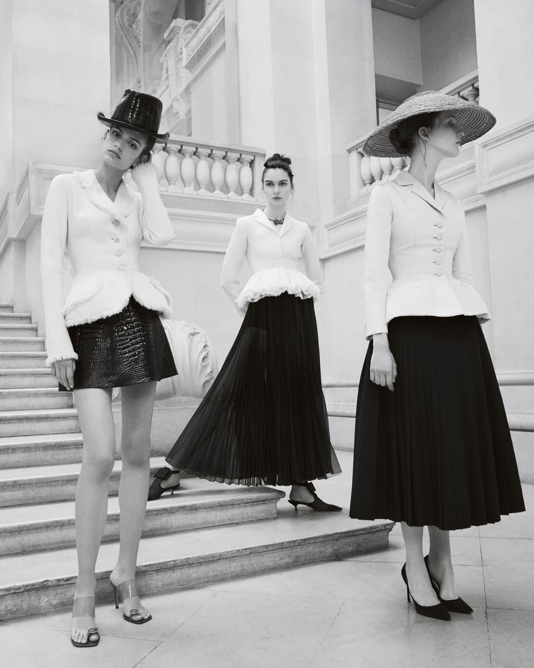 Christian Dior: Designer of Dreams'ı evinizde keşfedin