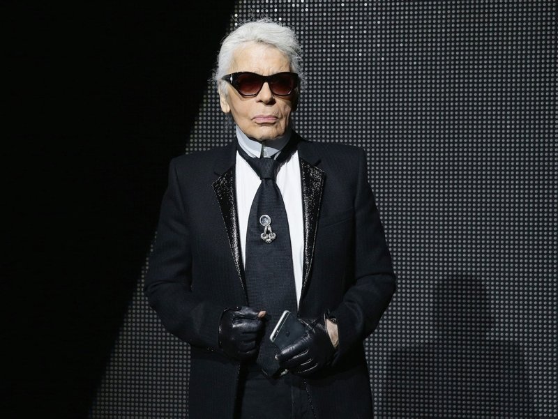 Karl Lagerfeld'in serveti kayıp