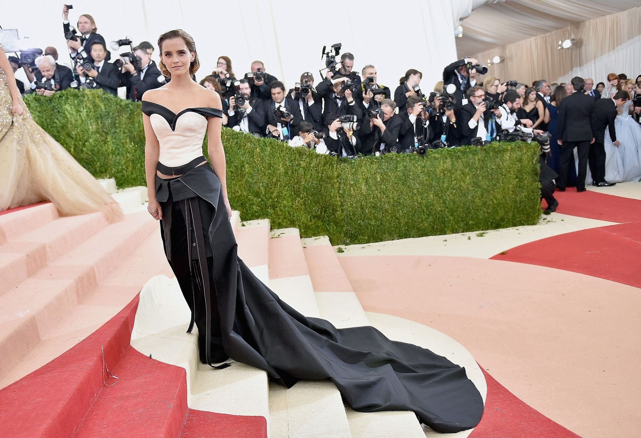 Emma Watson, Kering yönetim kurulunda!