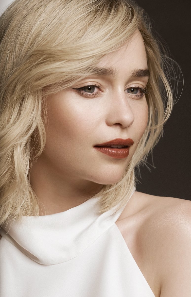 Emilia Clarke'ın Güzellik Rutini