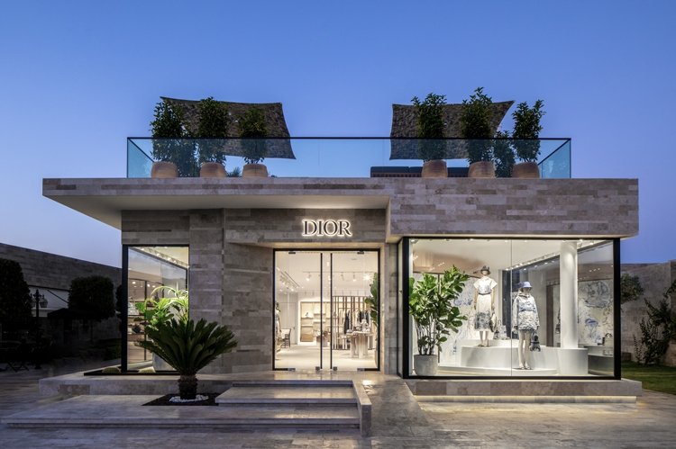 Dior Pop-Up mağazasını Bodrum'da açtı