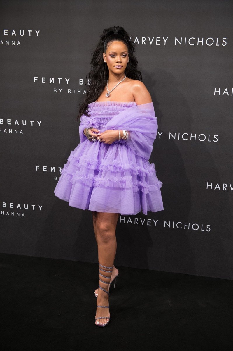 Rihanna, Fenty Skin'i piyasaya sürüyor