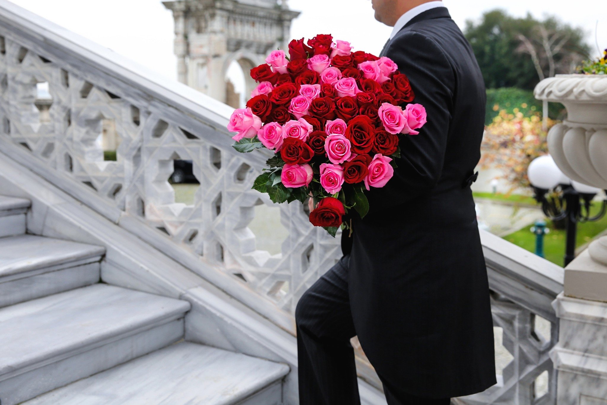 Çırağan Sarayı’ndan Sevgililer Günü’ne Özel Romantik Deneyimler