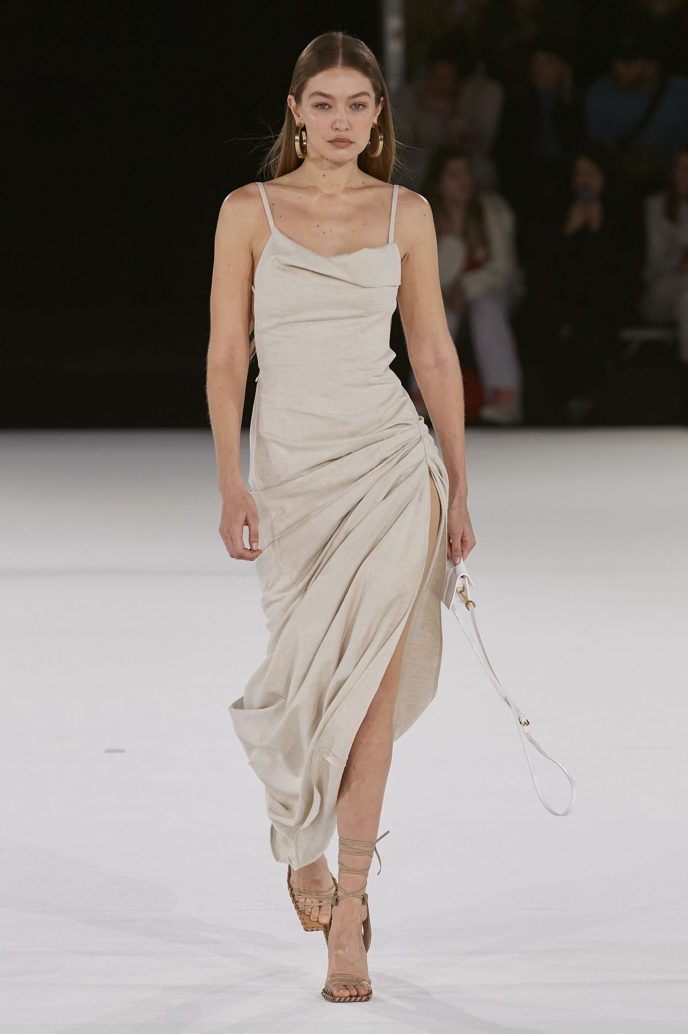 Gigi Hadid'in Hamilelik Sonrası Güzellik Rutini