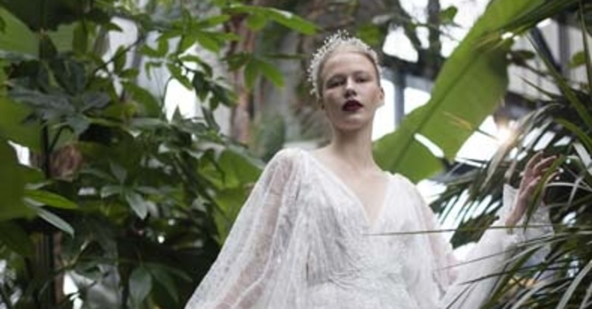 Özlem Süer'in Post-Pandemik Dönem Gelinlikleri