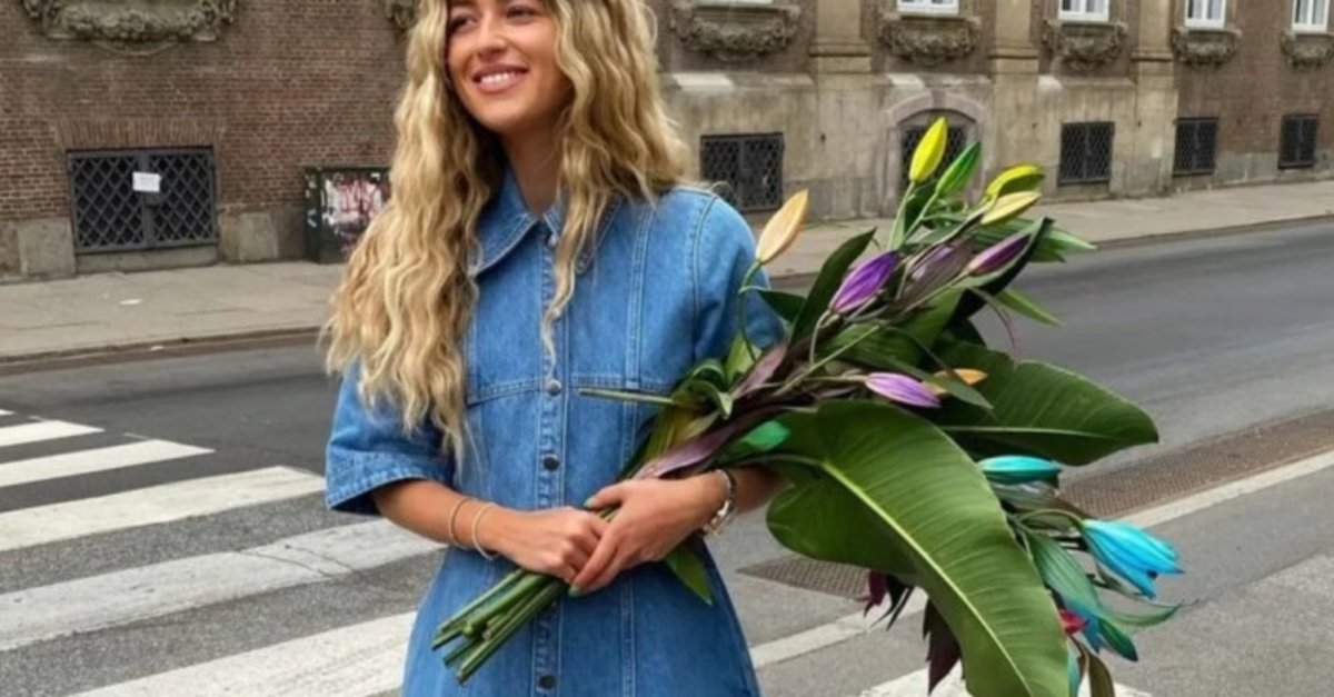 İlkbahar-Yaz'ın En Moda Mini Elbisesi Neye Benziyor?