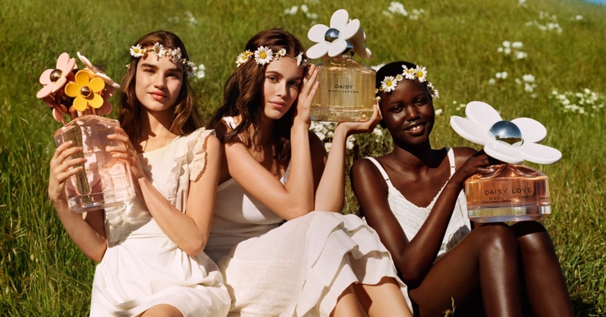 Çiçek Kokulu En İyi 10 Parfüm