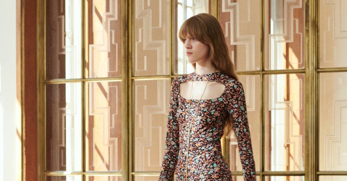 Victoria Beckham Yeni Koleksiyonunda Fiyatları Düşürdü