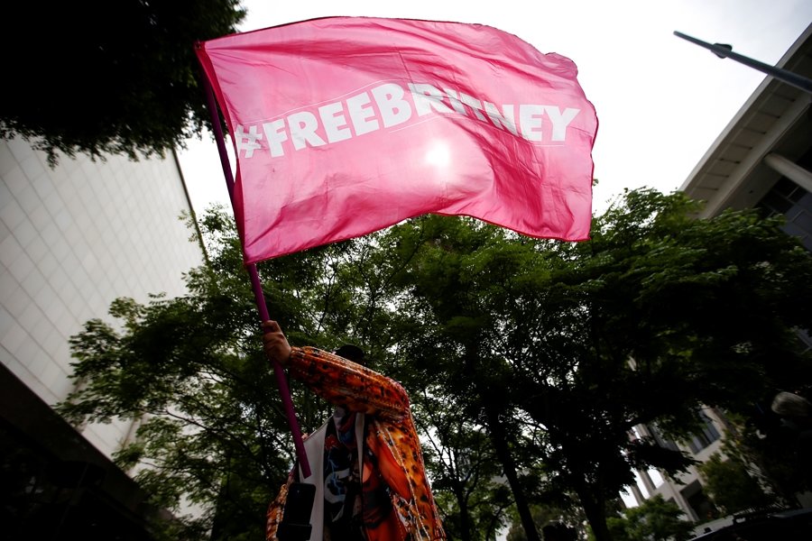 Britney Spears Muhasebecisinin Vasisi Olmasını Talep Etti