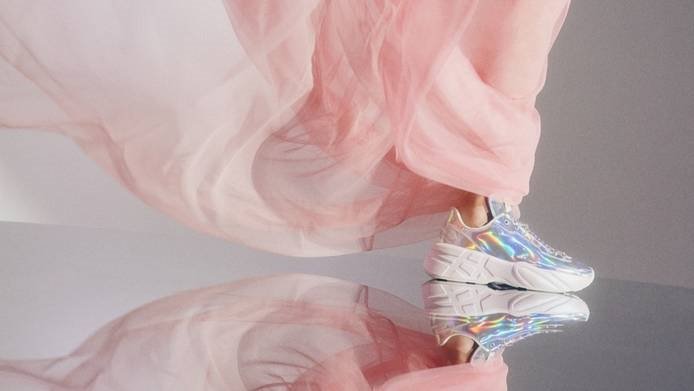 Onitsuka Tiger, Cinderella Spor Ayakkabısını Tanıttı