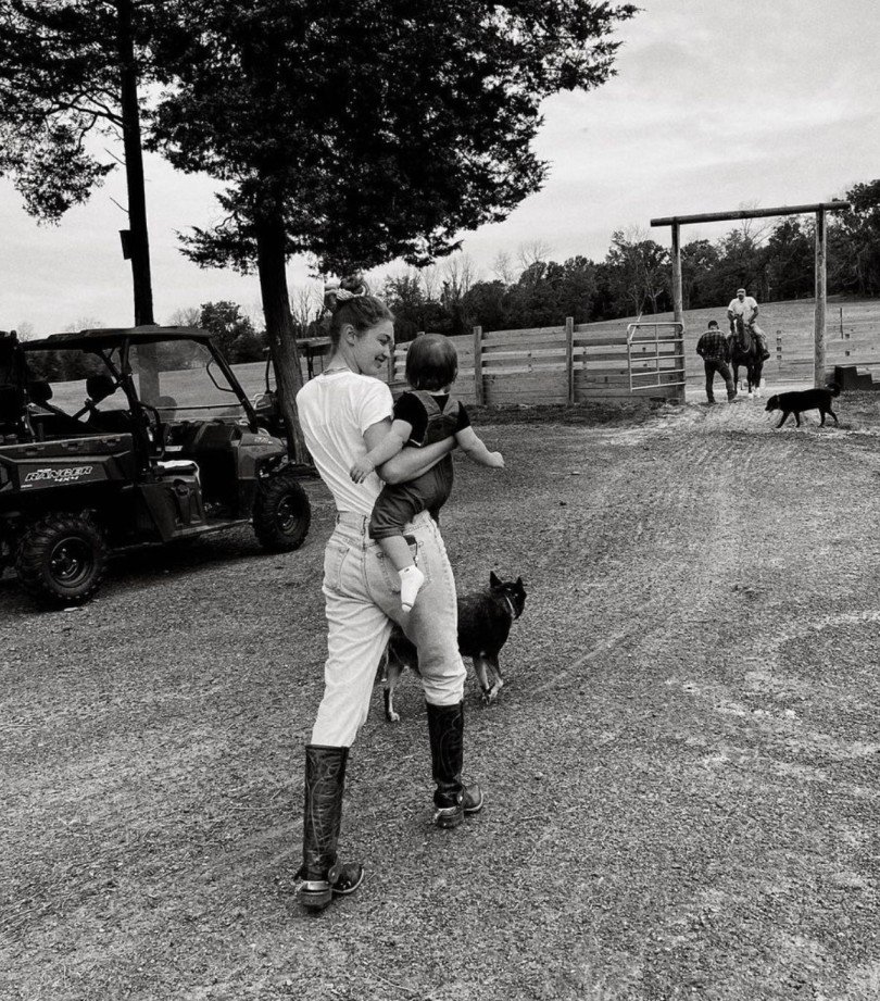 Gigi Hadid'in Kızı Khai'nın Doğum Günün Tüm Aile Kutladı