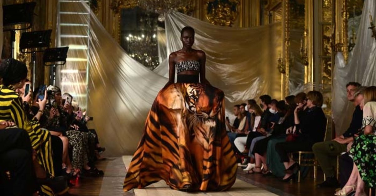 Roberto Cavalli İlkbahar/Yaz 2022