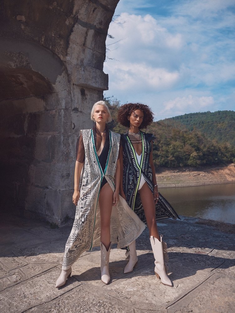 Truva ve Sonsuz Aşklar: Arzu Kaprol İlkbahar/Yaz 2022