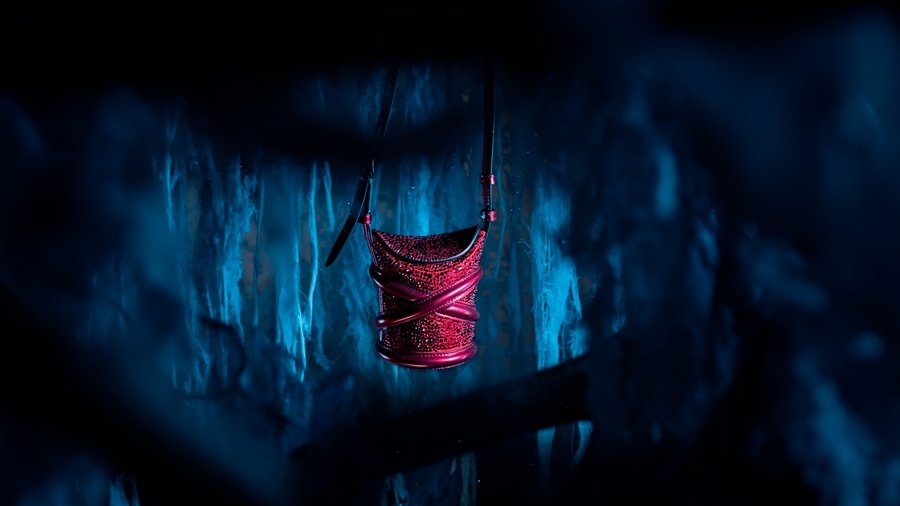 Alexander McQueen'den Hediye Koleksiyonuna Özel Film