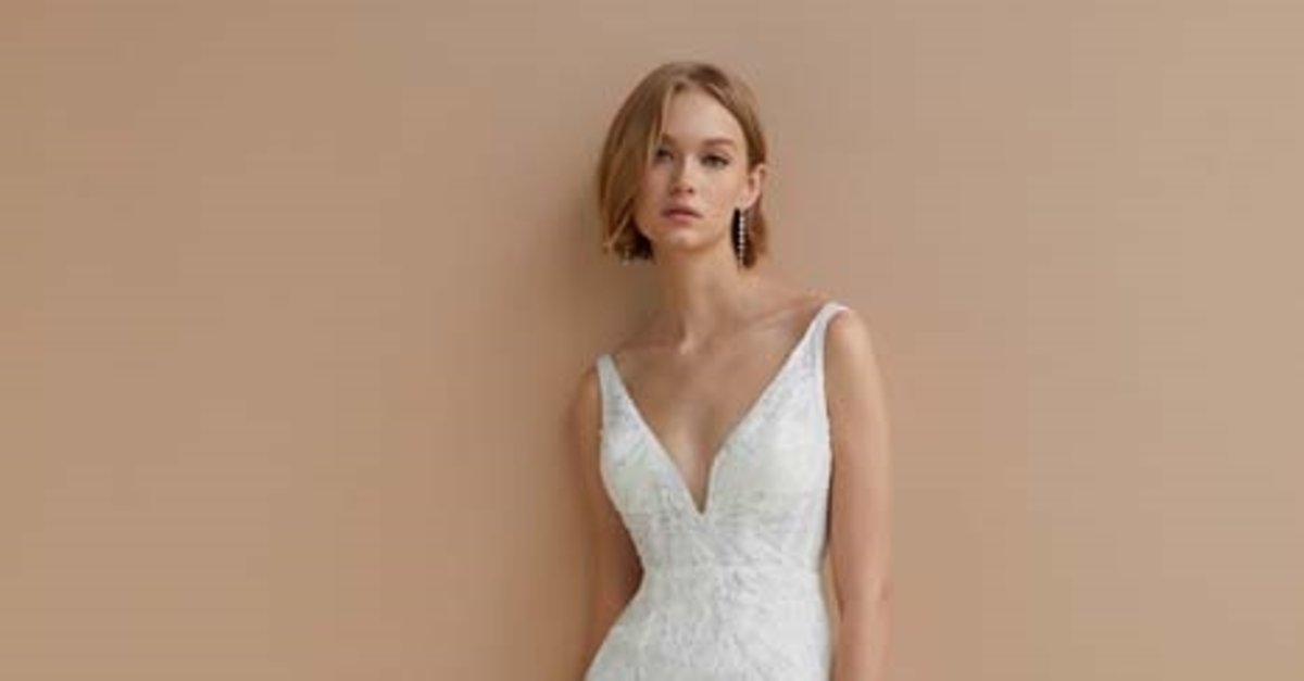 Oleg Cassini 2022 Koleksiyonu Blaze of Love'ı Sundu