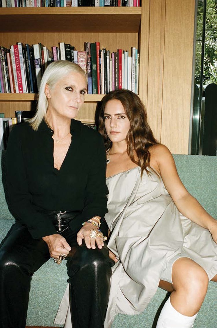 Görünmez Bağlar: Maria Grazia Chiuri ile kızı Rachele Regini