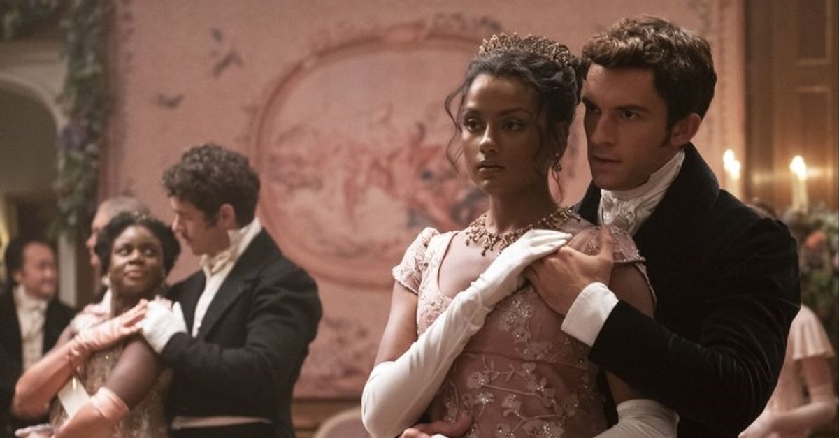 Bridgerton 2. Sezonundan Yeni Fotoğraflar Yayınlandı