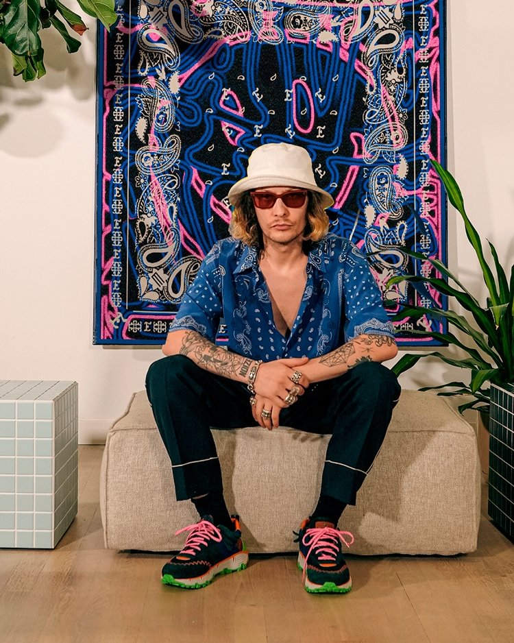 Etro "Ebedi Korsanlar, Yüksek Nesil"