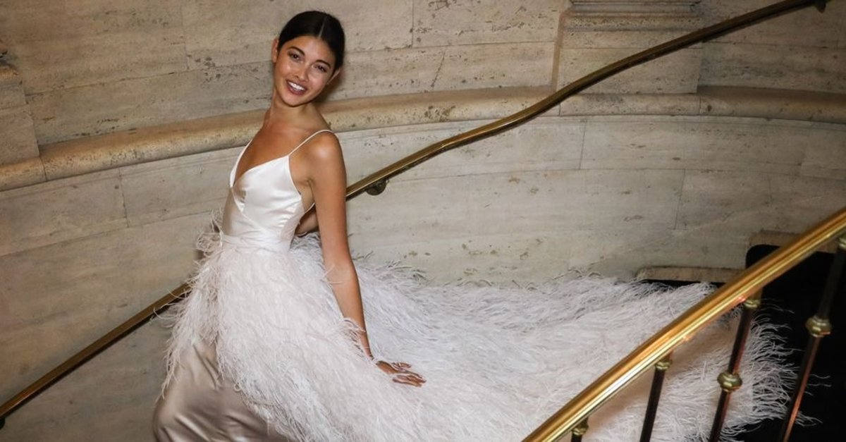 Topuklu Ayakkabı Giymek İstemeyen Gelinler İçin Şık Alternatifler