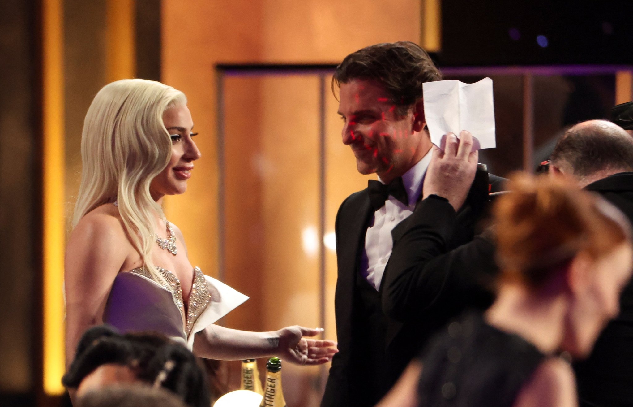 Lady Gaga ve Bradley Cooper Yeniden Bir Arada