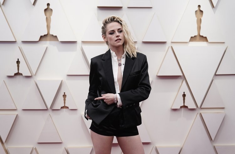 Kristen Stewart Oscar Kıyafeti Hakkında Konuştu
