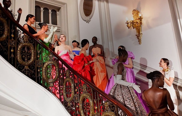 Valentino Couture Koleksiyonunu Roma'da Sergileyecek