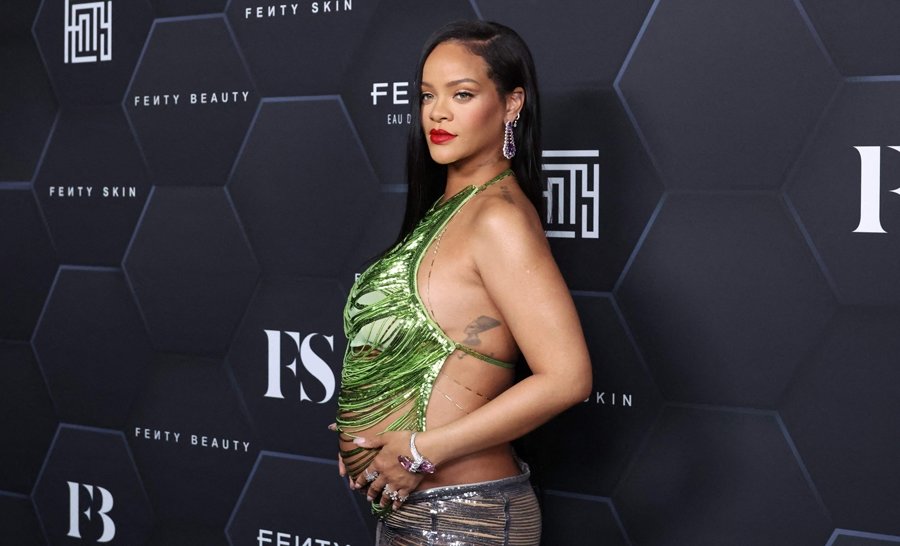 Rihanna ile Yenidoğan Bebeğinin İlk Günleri