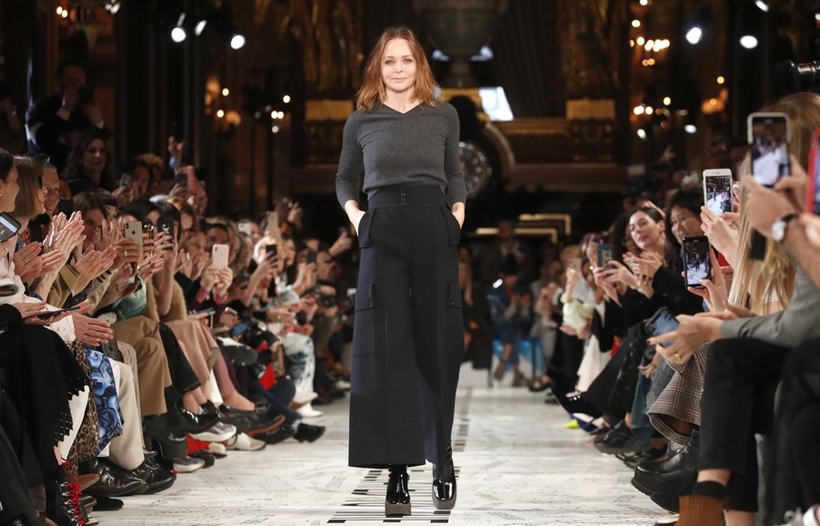 Stella McCartney, Kraliçe Onur Ödülüne Layık Görüldü