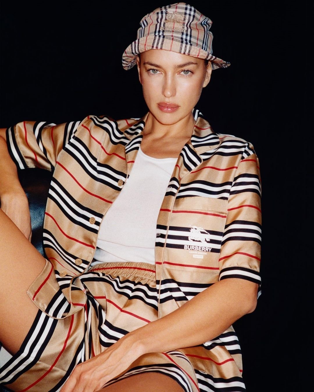 Burberry Metaverse'deki NFT'leri İkiye Katlıyor