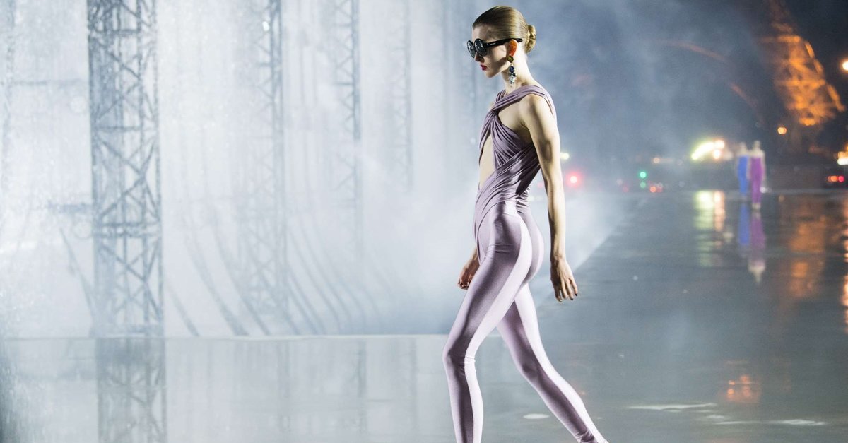 Saint Laurent İle Yazın Favori Tulumları