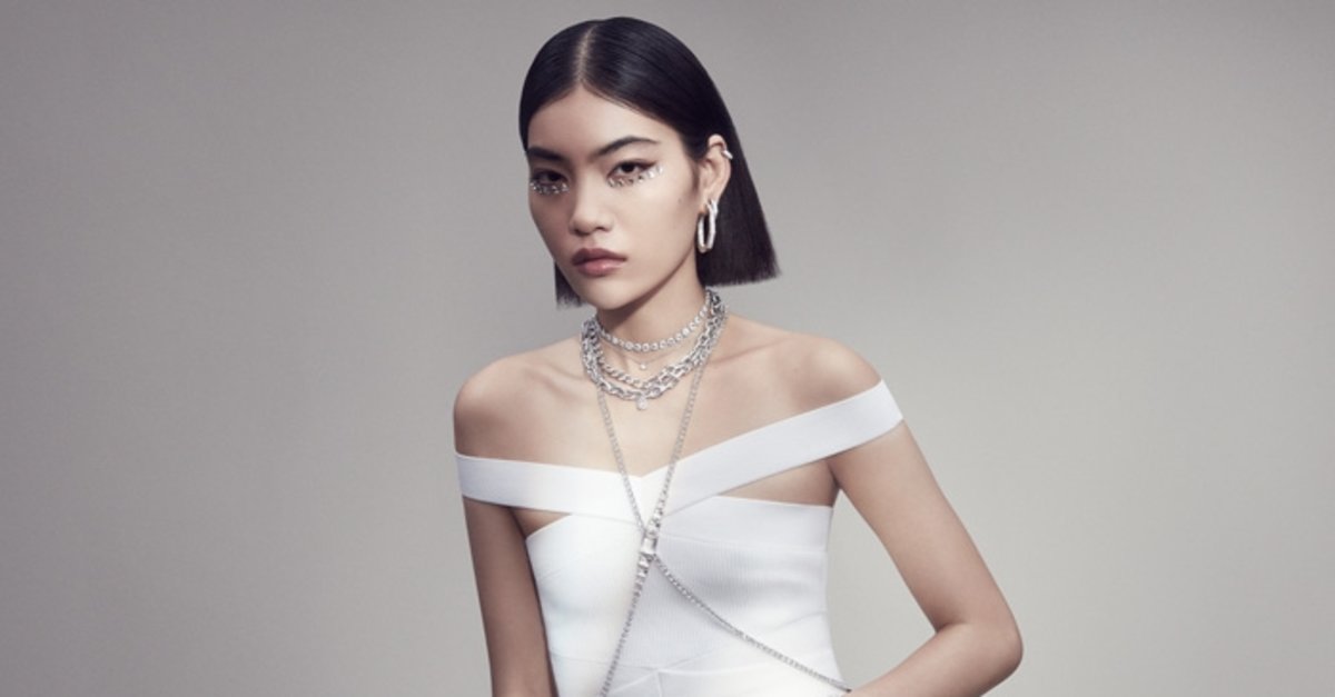 Swarovski Sonbahar/Kış 2022 Koleksiyonunun Göz Alıcı Işıltısını Kutluyor!