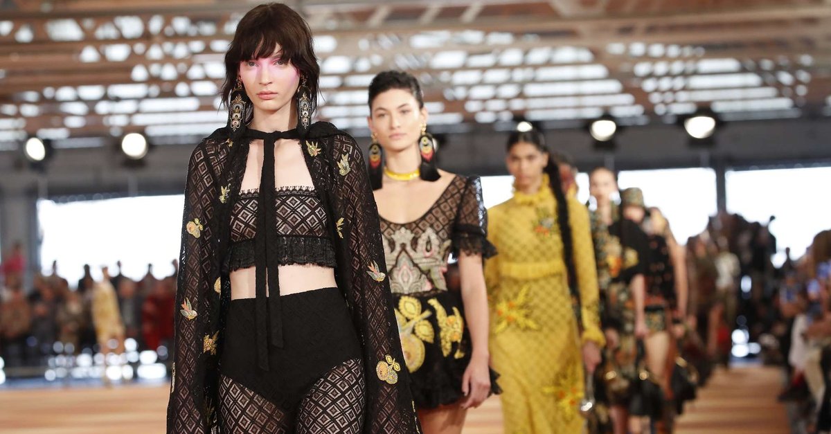 Etro 2023 İlkbahar/Yaz Koleksiyonunu Keşfedin