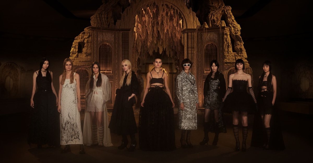 Dior İlkbahar/Yaz 2023: Büyülü Barok