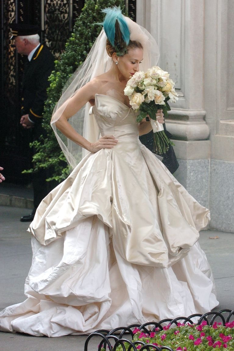 Sarah Jessica Parker İkonik Gelinliği Yeniden Giydi