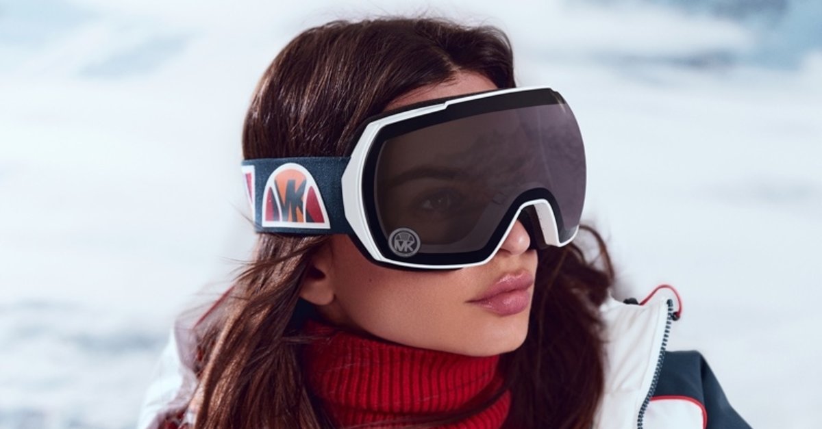 Michael Kors x Ellesse Bir Arada Başrolde İse Emily Ratajkowski 