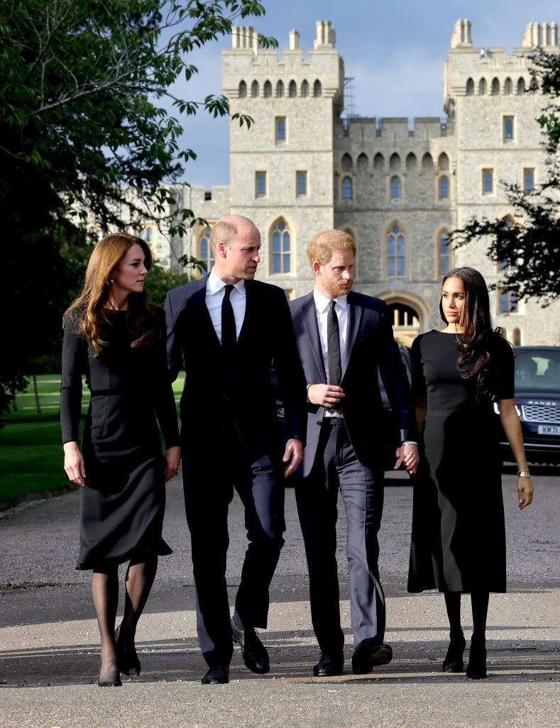 Prens William ve Kate, Harry ve Meghan'ın Belgeselini İzlemeyecek