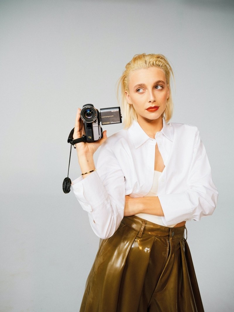 Emma Chamberlain'den Büyük Adım!