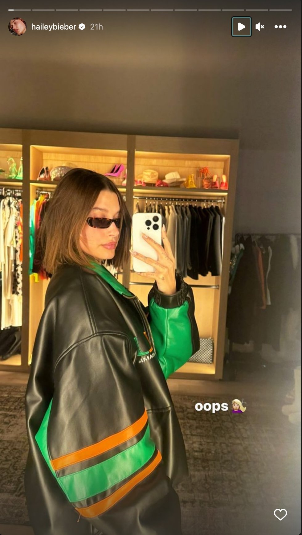 Hailey Bieber Yeni Bob Kesim Saçını Tanıttı