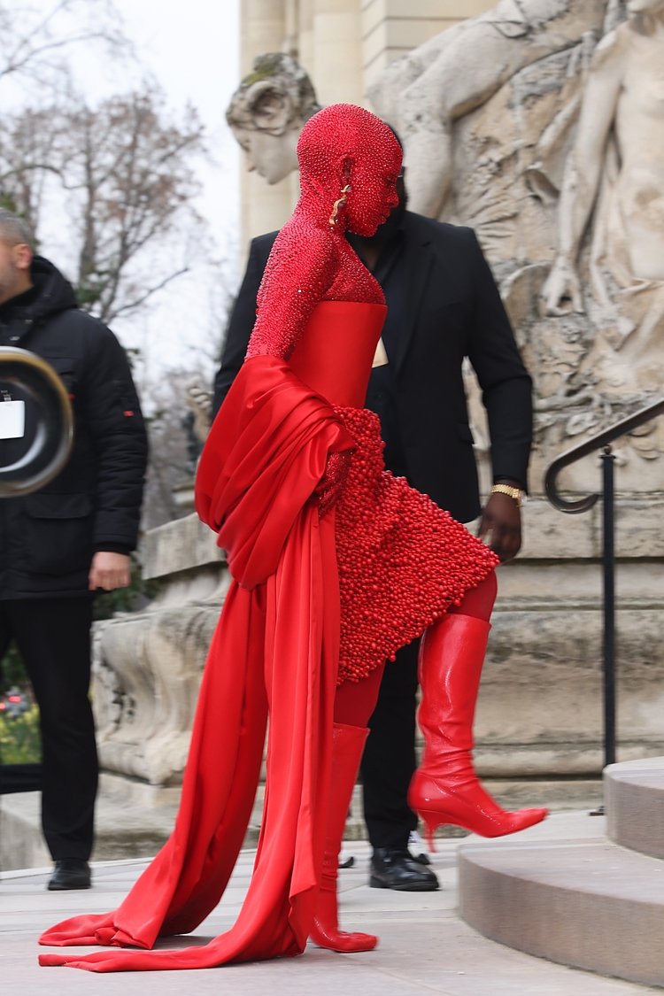 Doja Cat 30 Bin Kristalle Kaplandı