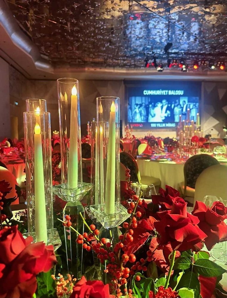 Cumhuriyetimizin 100. Yılı Görkemli Balo ile Kutlandı
