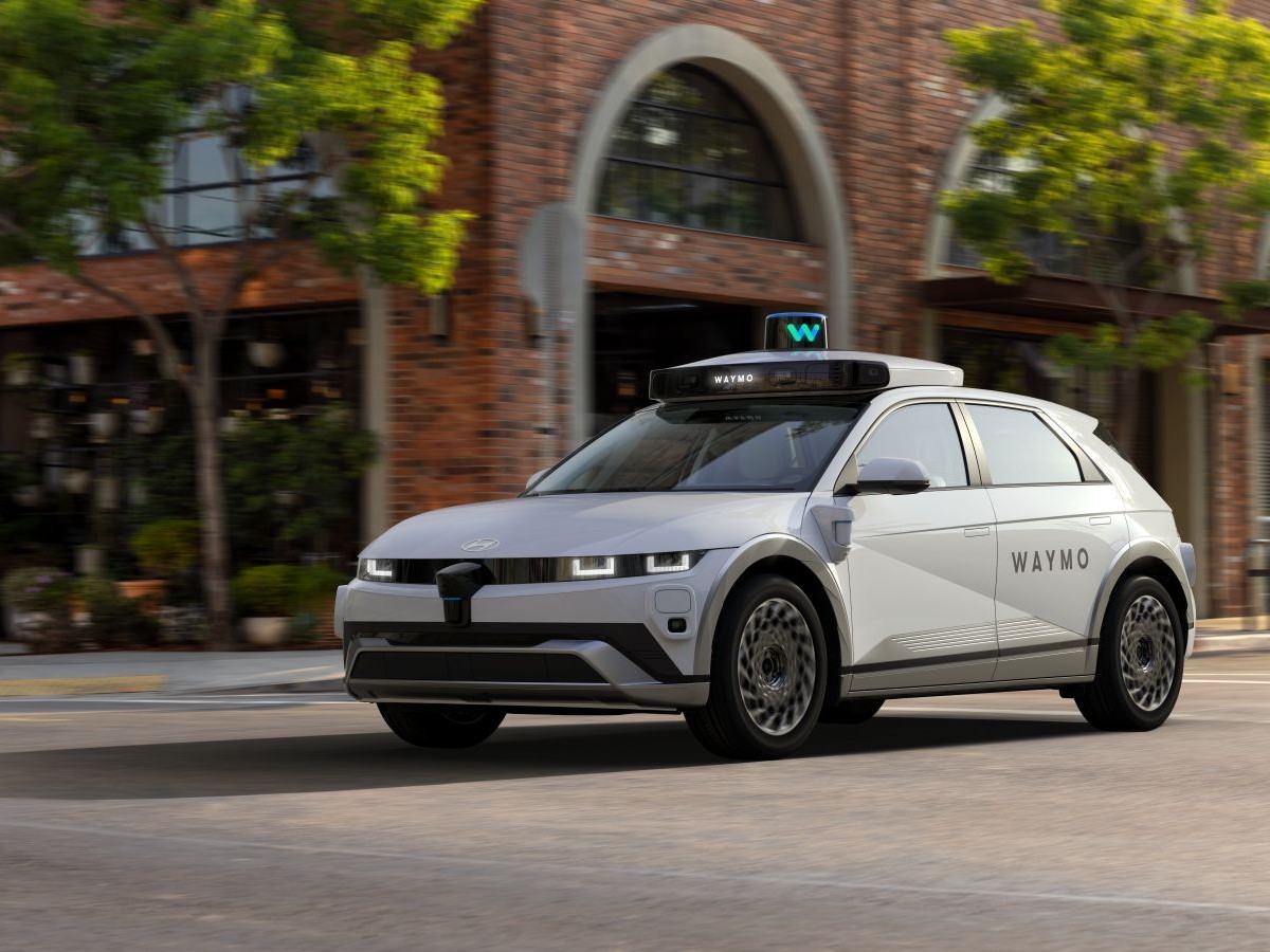 Waymo, Sürücüsüz Arabalarda Tek Başına Seyahat Eden Çocuklara Karşı Önlem Almaya Çalışıyor