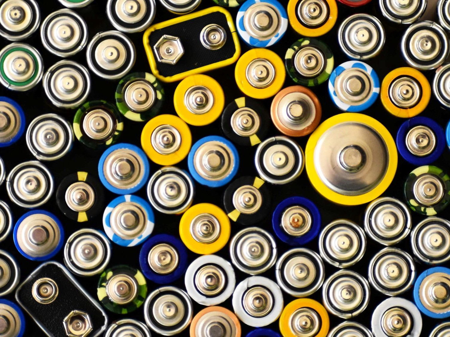 Elektriği Üretiyoruz Sıra Saklayabilmekte